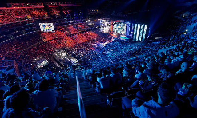 TheShy上单维鲁斯战术解析，Viper中文采访让LCK解说直言听不懂